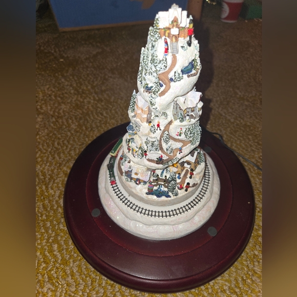 Thomas Kinkade Crystal Holiday Reflections Musical Tabletop Christmas Tree Clear - Picture 6 of 14